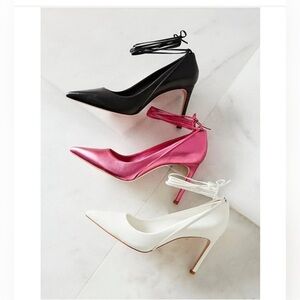 New Antonio Melani White Pumps Size 8